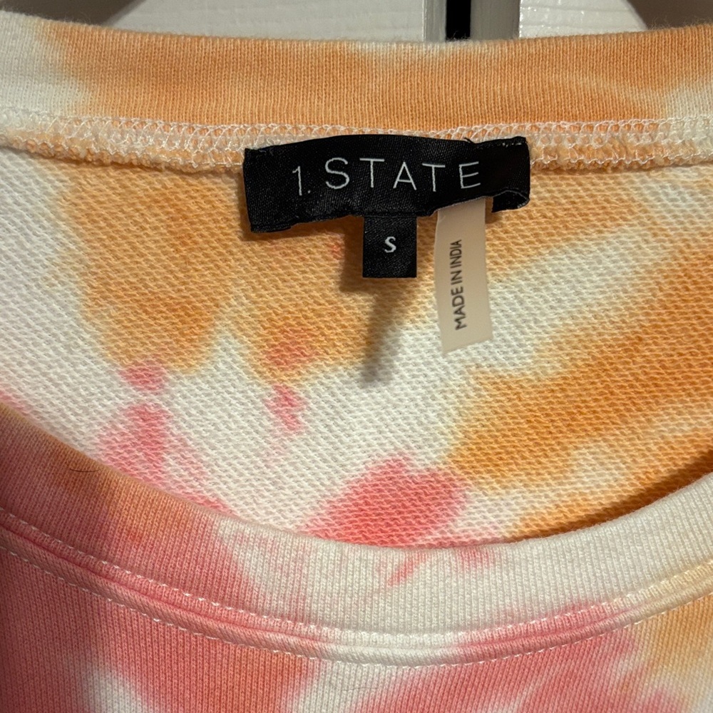 1 State long sleeve ruched sweatshirt in sunburst tie dye size small NWT - Picture 3 of 11
